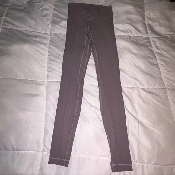 Lululemon Align High-Rise Tight 28" *Twist Waist - Picture 2 of 12
